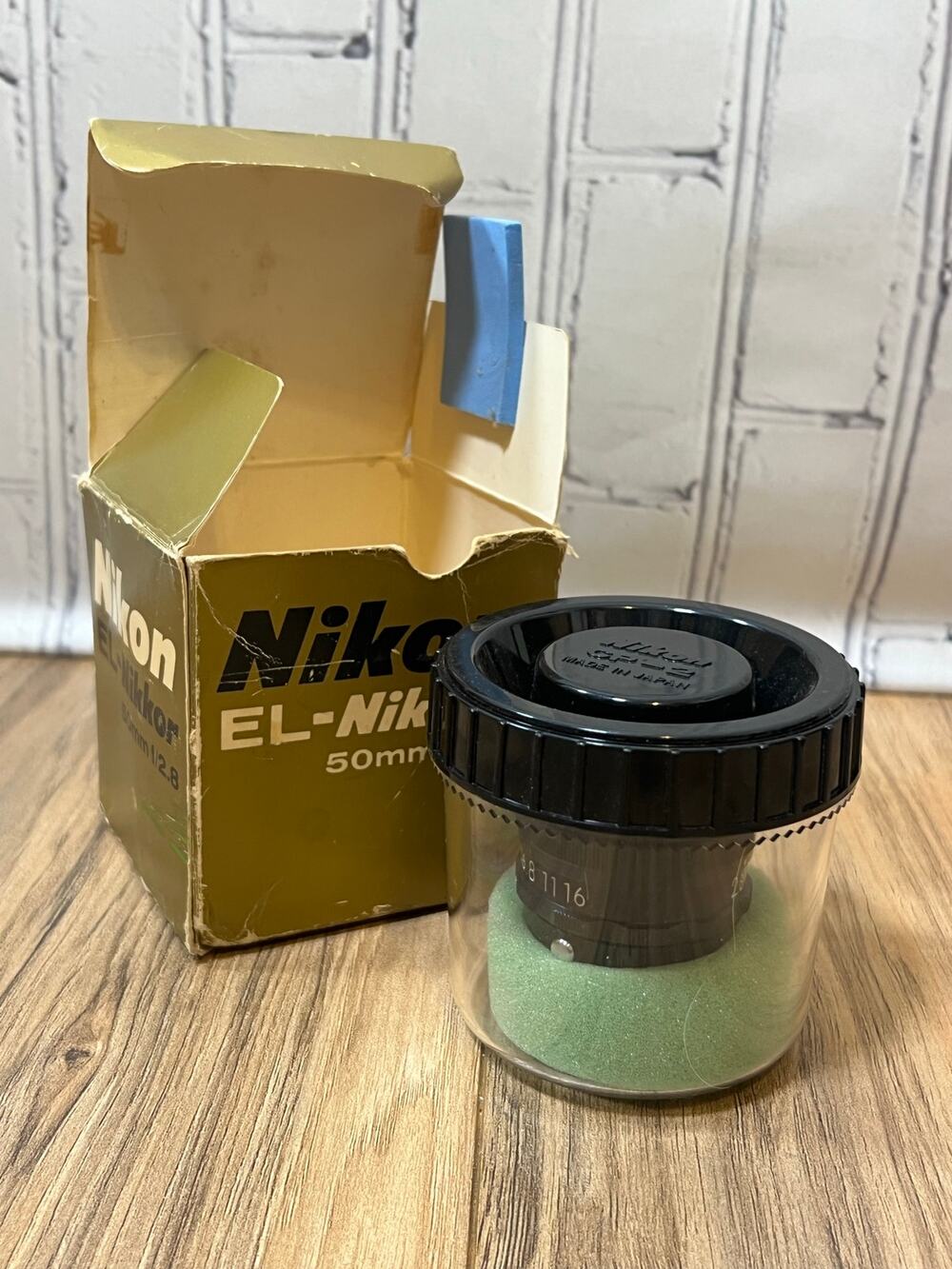 Nikon EL-Nikkor 50mm f/2.8 Enlarging Lens Japan 377125 w/ Case Box CP-2
